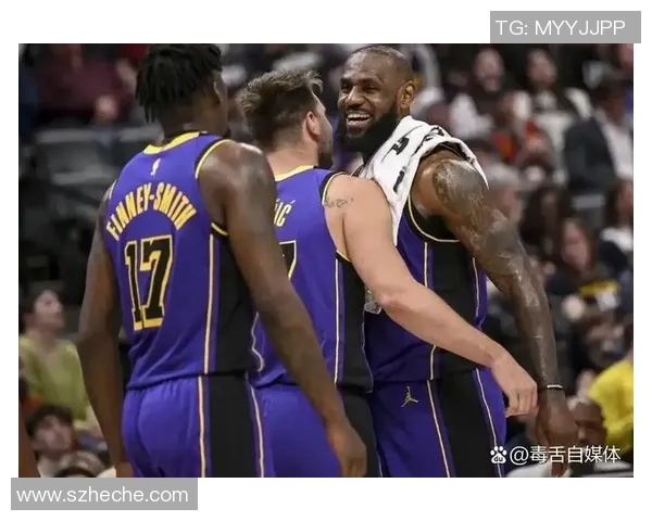 1月4日湖人与灰熊精彩对决文字直播全程回顾与分析 1月4日湖人与灰熊精彩对决文字直播全程回顾与分析